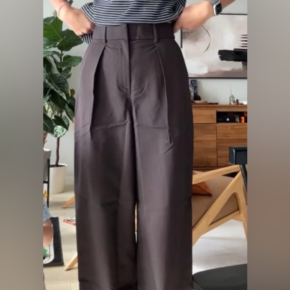 Lululemon Wide Leg Pleat-Front High Rise Trousers Espresso Brown